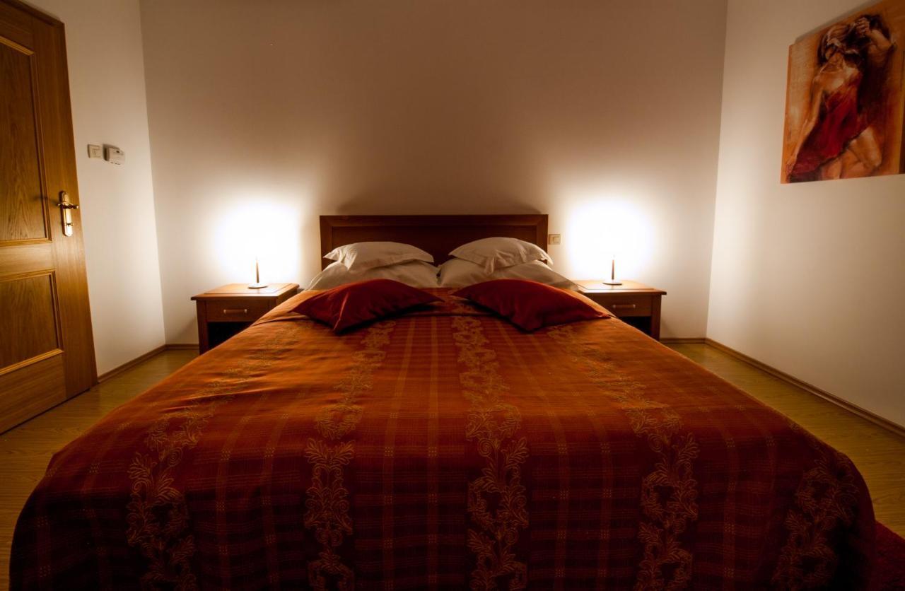 Villa Magnolija Cres Bagian luar foto